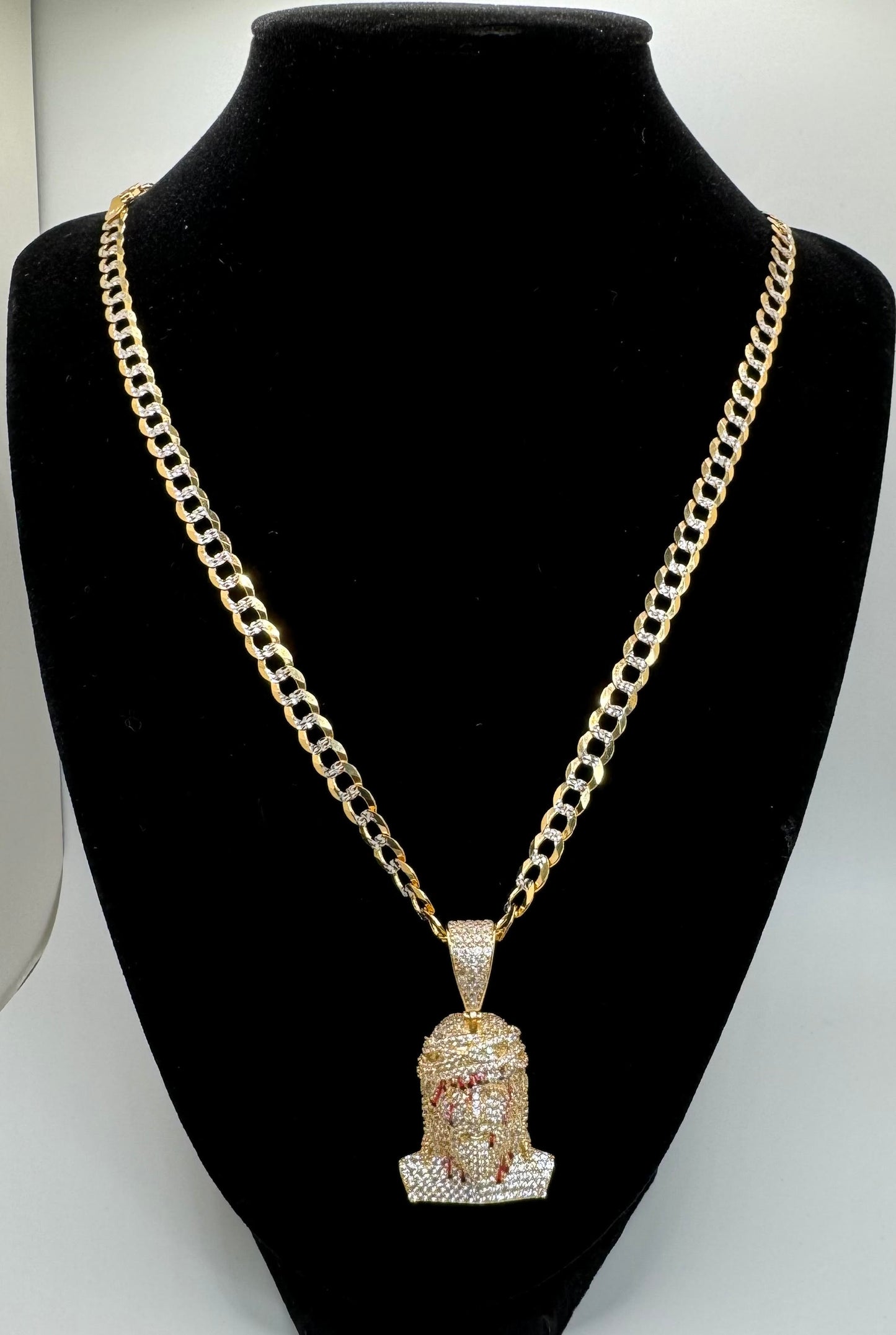 Cuban link chain 2 tones with Jesus pendant