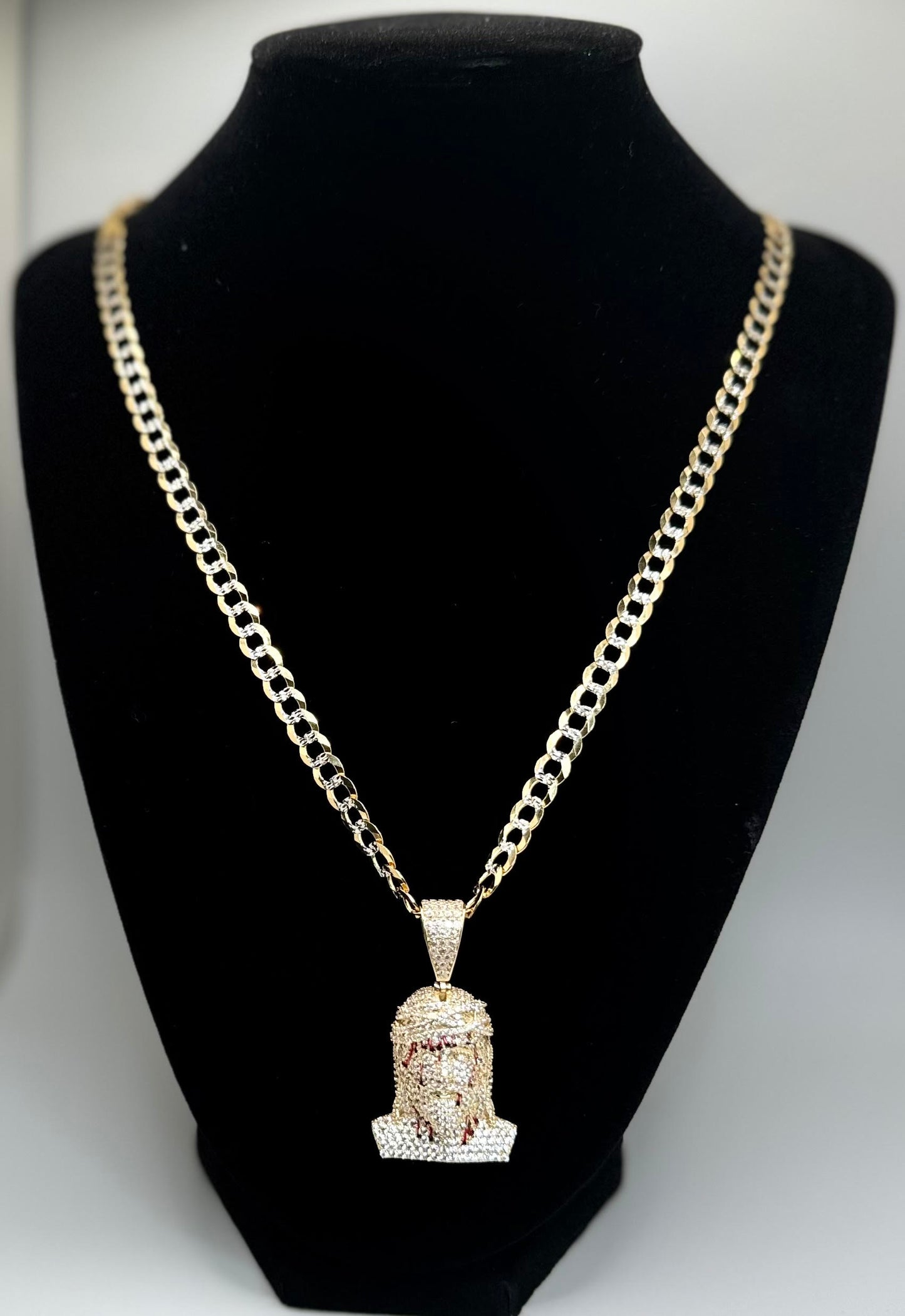 Cuban link chain 2 tones with Jesus pendant